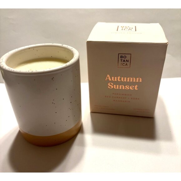 Botanica Autumn Sunset 100% Soy Scented Candle 8 Oz Limited Edition Persimmon Re - Picture 1 of 5